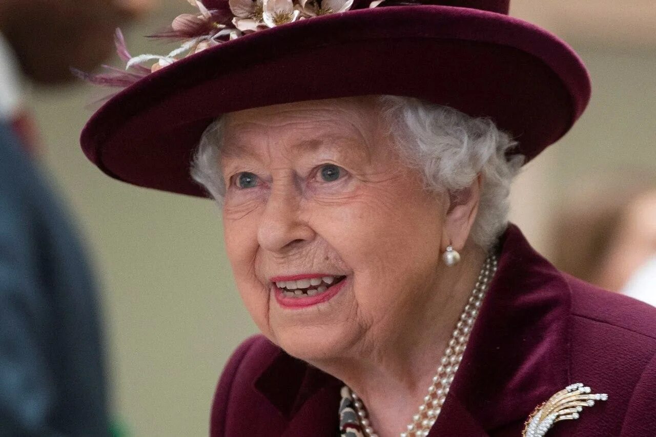 Королевам лизоветта. Queen elizabeth young. Королева великобритании история. Королева великобритании история. Королева великобритании история.