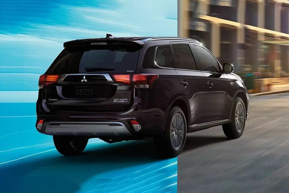 Mitsubishi Outlander 2019. Мицубиси Аутлендер 2019. Mitsubishi Outlander Black Edition 2021. Митсубиси Аутлендер 2022.