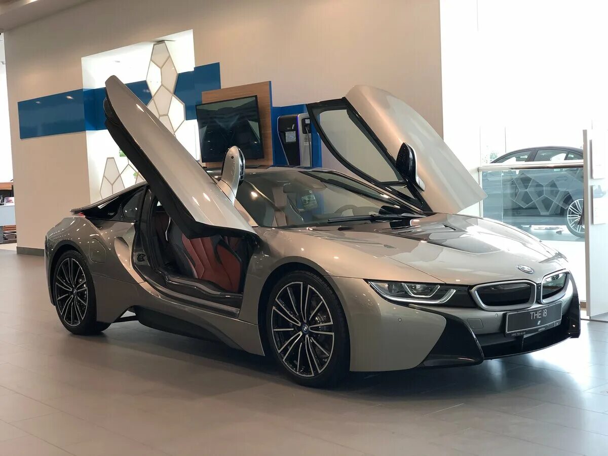 Купить бмв 2020 года. БМВ i8 2020. BMW i8 Coupe 2020. Новая БМВ i8. BMW i8 Рестайлинг.