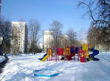 Зимняя детская площадка