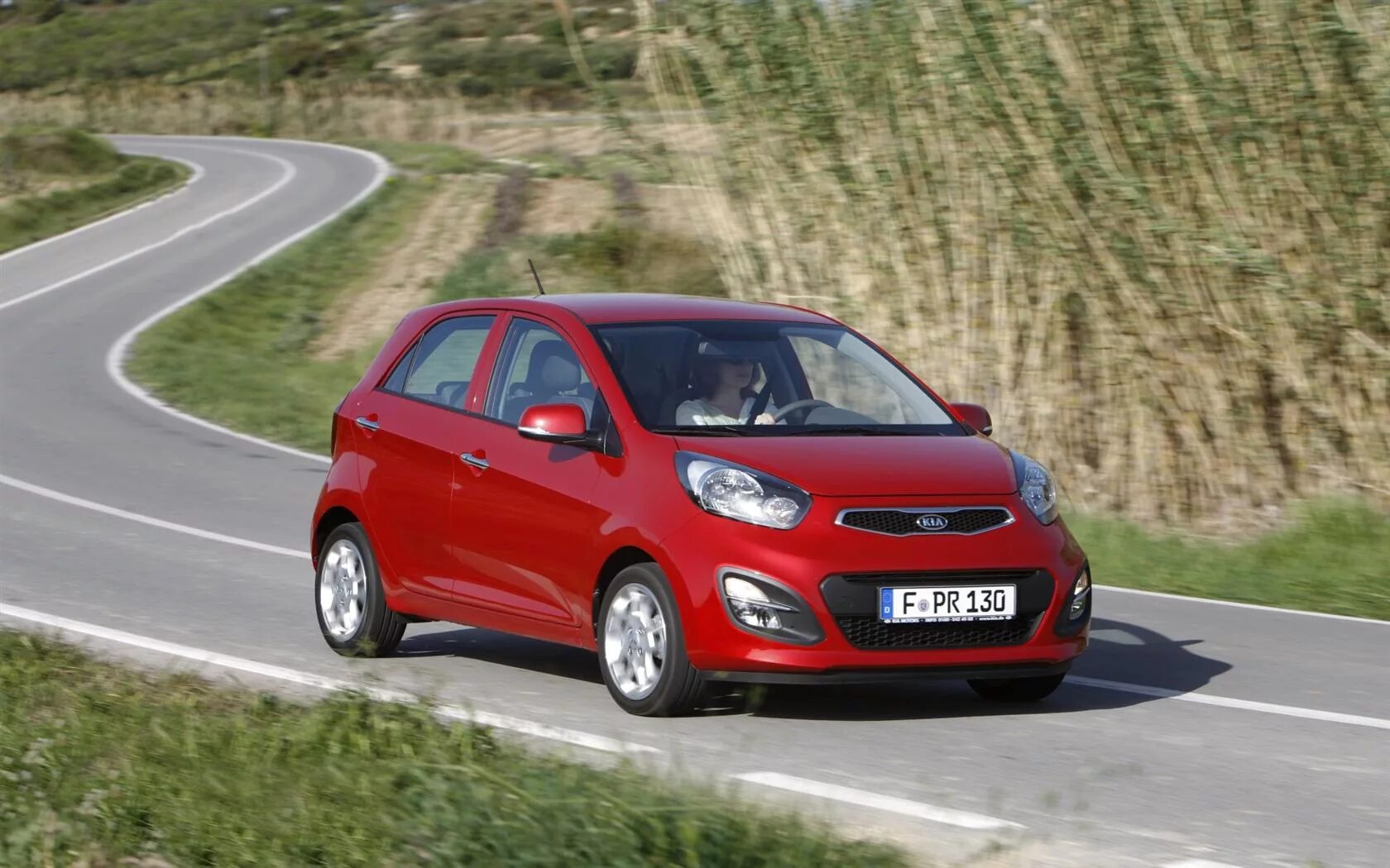 Машина kia picanto. Киа Пиканто красная. Пиканто Киа Пиканто. Kia Picanto 2015 Red. Kia Picanto II.