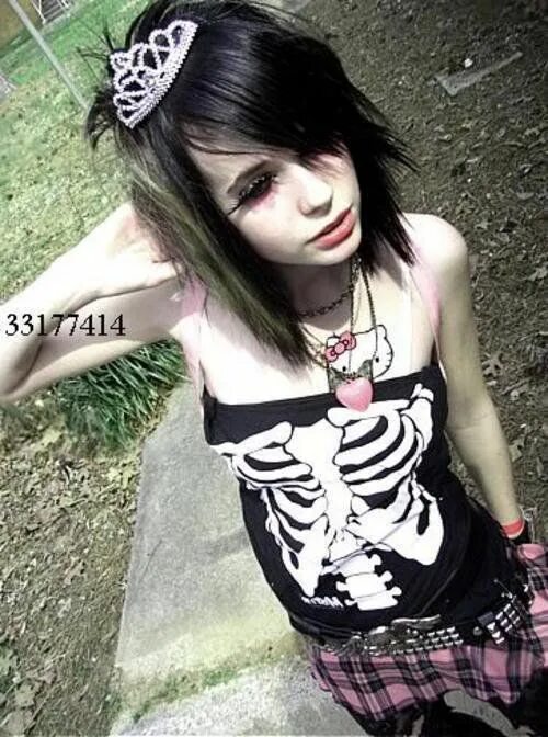 Scene fail. Эмо бой в полный рост 2007. Ninos home лицо. Scene fail. Scene fail.