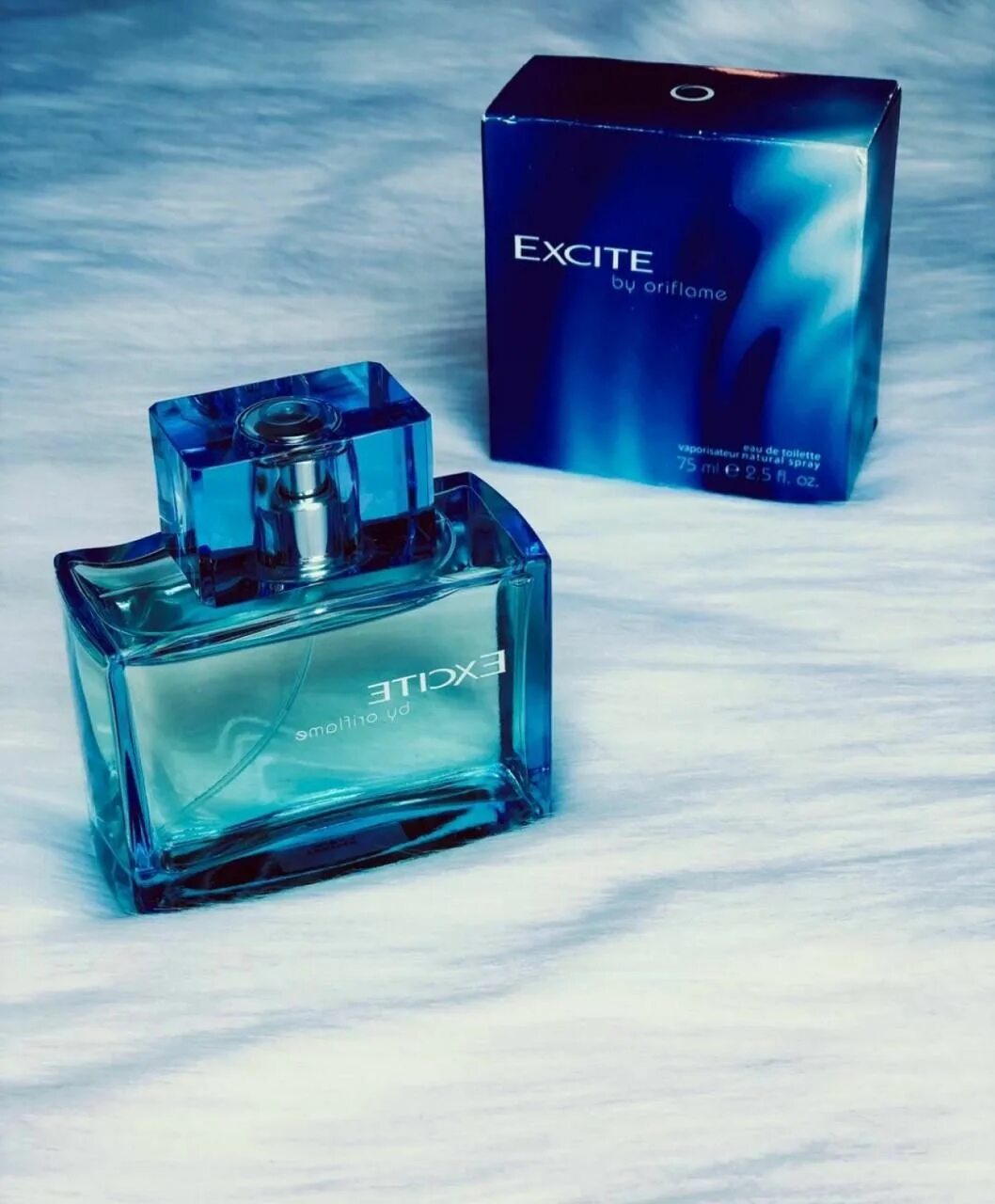 Excite вода. Oriflame духи мужские excite. Excite духи Орифлейм. Туалетная вода excite for him. Духи Орифлейм excite for him.