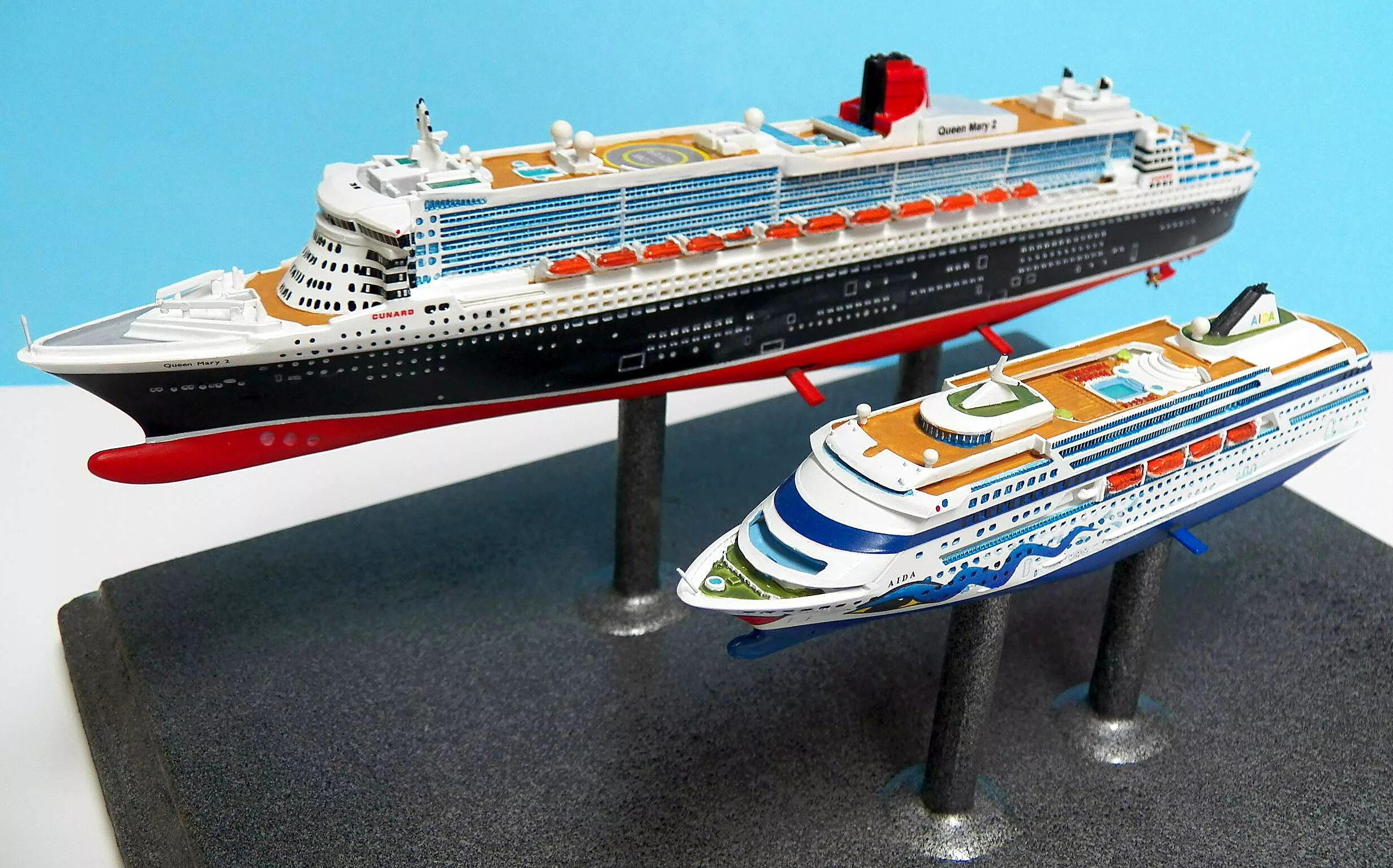 Модель лайнера. Revell queen mary 2 1 1200. сборная модель лайнера квин элизабет 2. модель судна аида ревелл. revell круизный лайнер.