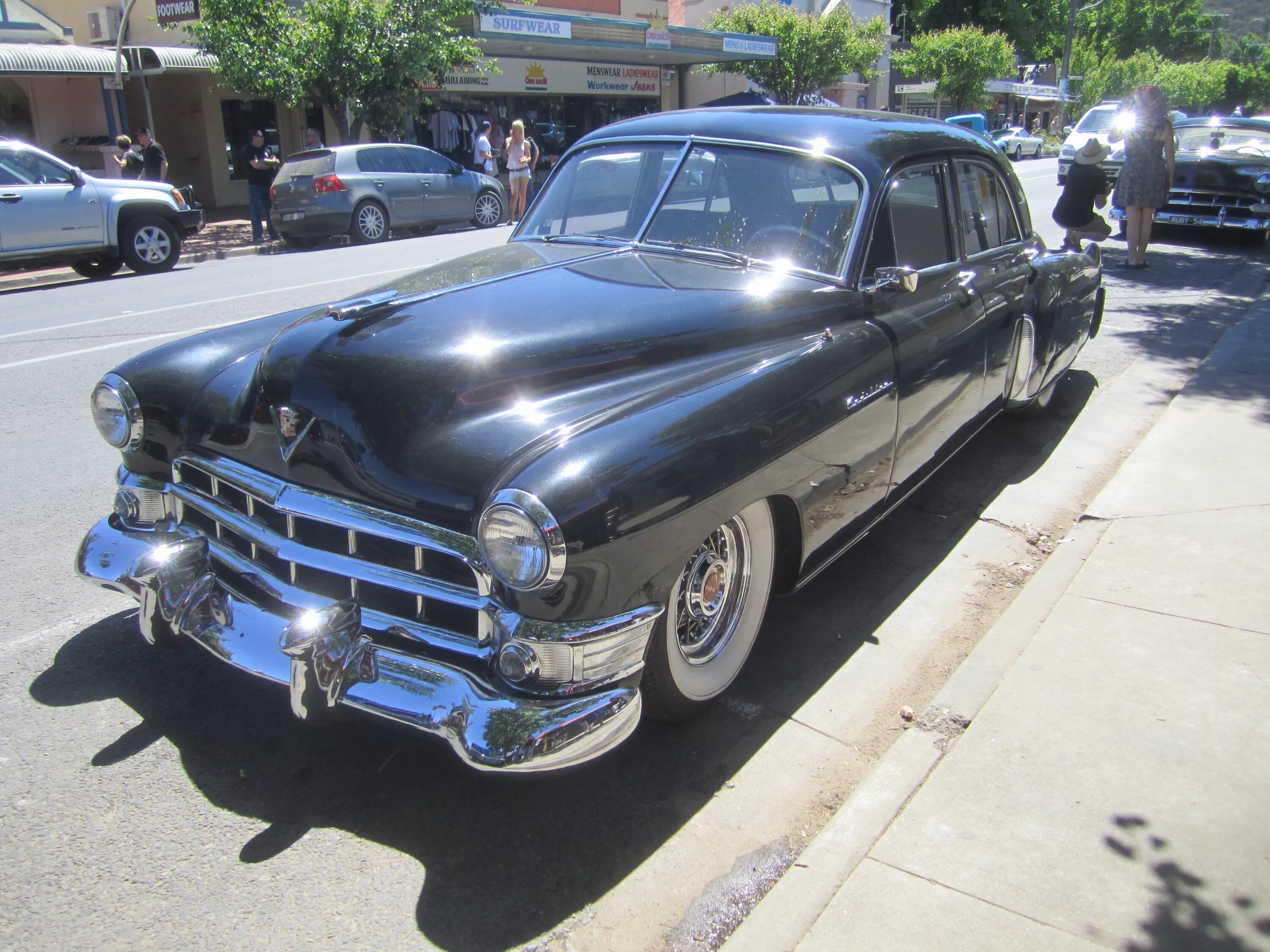 Cadillac fleetwood 60 special. Cadillac sixty special 1938. Cadillac 1958 розовый. Cadillac fleetwood 1962. 1948 cadillac fleetwood 60 special.