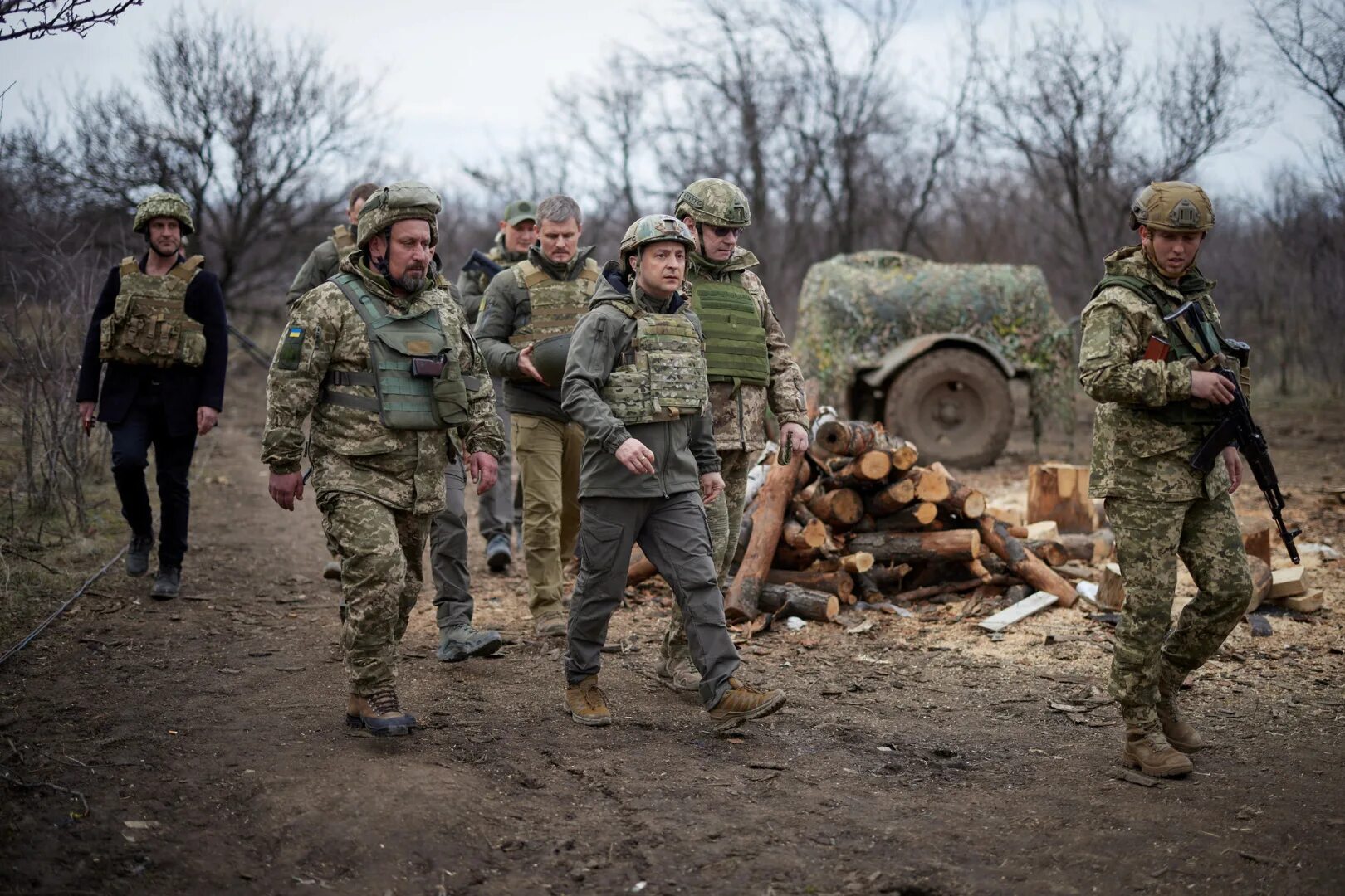 Прогнозы военных на украине на сегодня. Армия Украины 2010. Украина Донбасс.