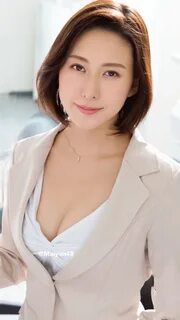 什 麼 叫 完 美 女 優 值 得 一 玩 