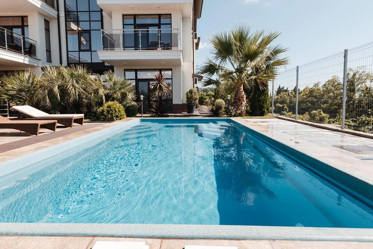 Гостиница joy нижний новгород. G9 3 отель зеленогорск. Gg hotel сочи. Gold & glass) 4*. Джи отели.