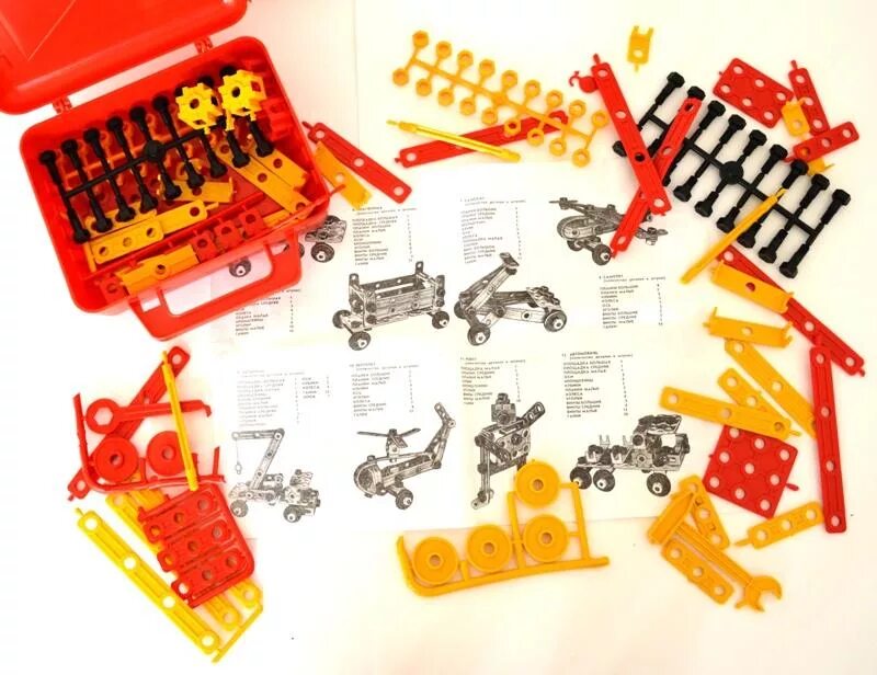 Юный конструктор 1 огонек. Юный конструктор огонек 2. Юный конструктор для детей. Конструктор для детского сада. Конструктор юный инженер gigo junior engineer 7330р.