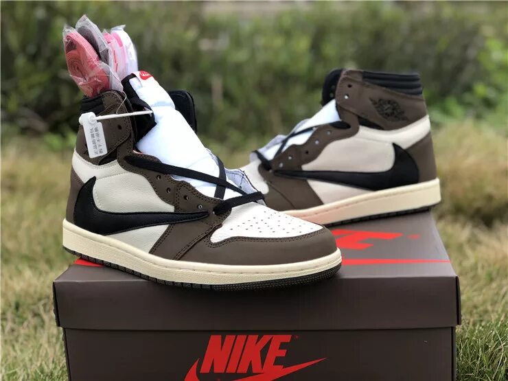 Nike Air Jordan 1 Retro High Travis Scott. Travis Scott x Air Jordan 1 High og. Nike Air Jordan 1 High Travis Scott. Кроссовки nike travis scott x jordan