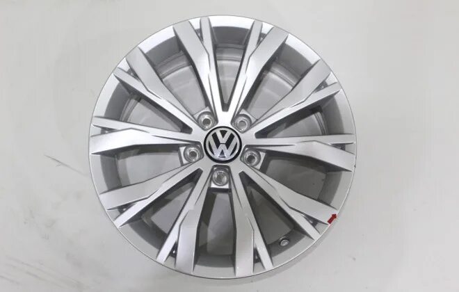 Оригинальные литые диски тигуан. Volkswagen tiguan диски r16. Диски valencia r19 tiguan. Диски volkswagen tiguan r19. Оригинальные литые диски тигуан.