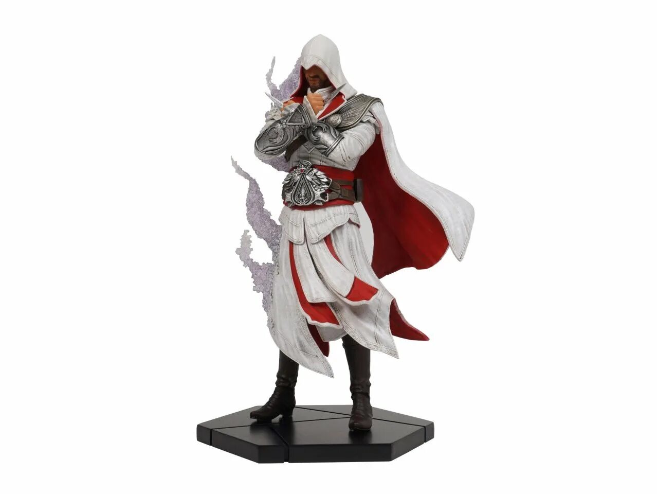 Assassin s ezio collection. Фигурка Assassins Creed Brotherhood Эцио. Фигурка Эцио Аудиторе. Assassin's Creed Ezio Auditore фигурка. Assassins Creed фигурка Эцио.