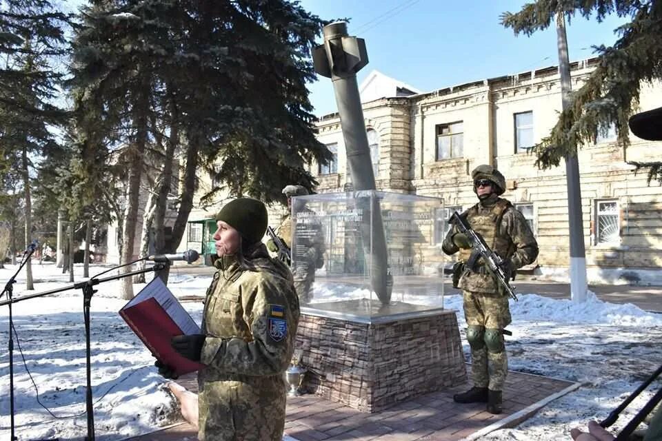 Краматорск 2014 обстрелы. Обстрел Краматорска 10 февраля 2015 года. Обстрел администрации Краматорска в 2014 году.