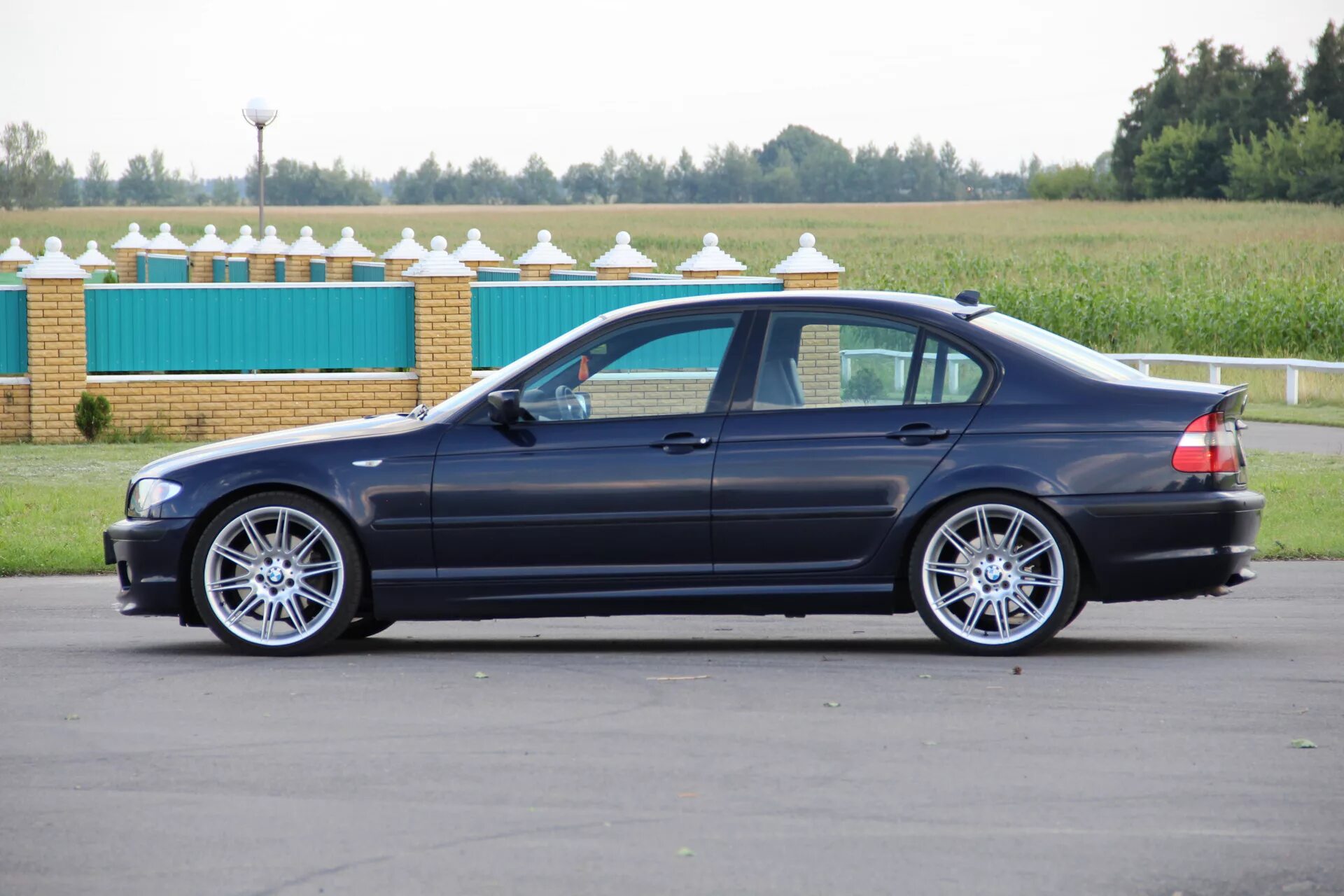 Е36 е46. БМВ е46 330. BMW e46 330xi. БМВ е46 330xi. BMW e46 stock.