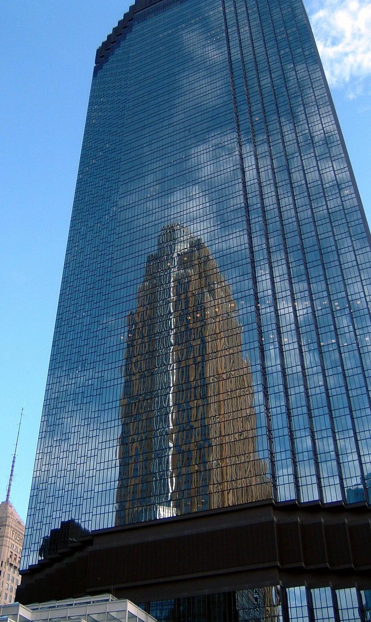 Сезар Пелли небоскребы. Wells Fargo Center (Миннеаполис). Башня «капелла» в Миннеаполисе. Wells Fargo Center Пелли.