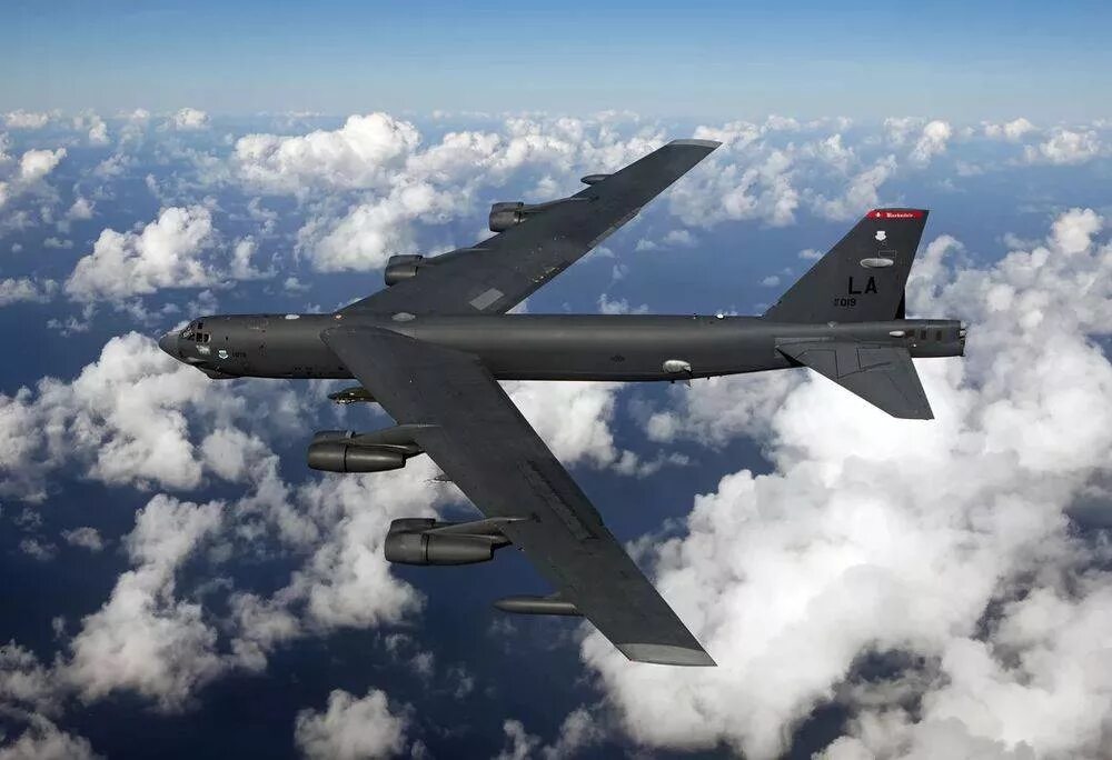 B 52h. Boeing b-52 Stratofortress. B-52h ВВС США. США B-52h Stratofortress. В-52н ВВС США бомбардировщик.