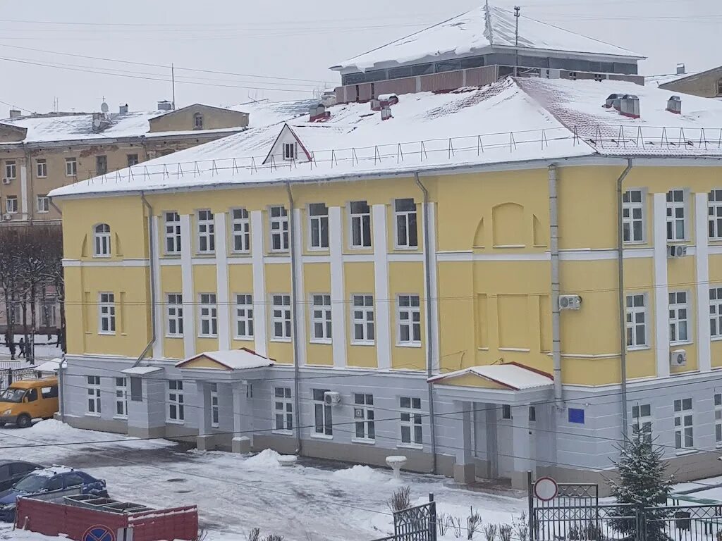 Детская клиническая больница Смоленск. Смоленск улица Октябрьской революции 16 детская клиническая больница. Больница Смоленск детская 1 клиническая. Октябрьская революция 16 Смоленск поликлиника. Клиника октябрьской революции