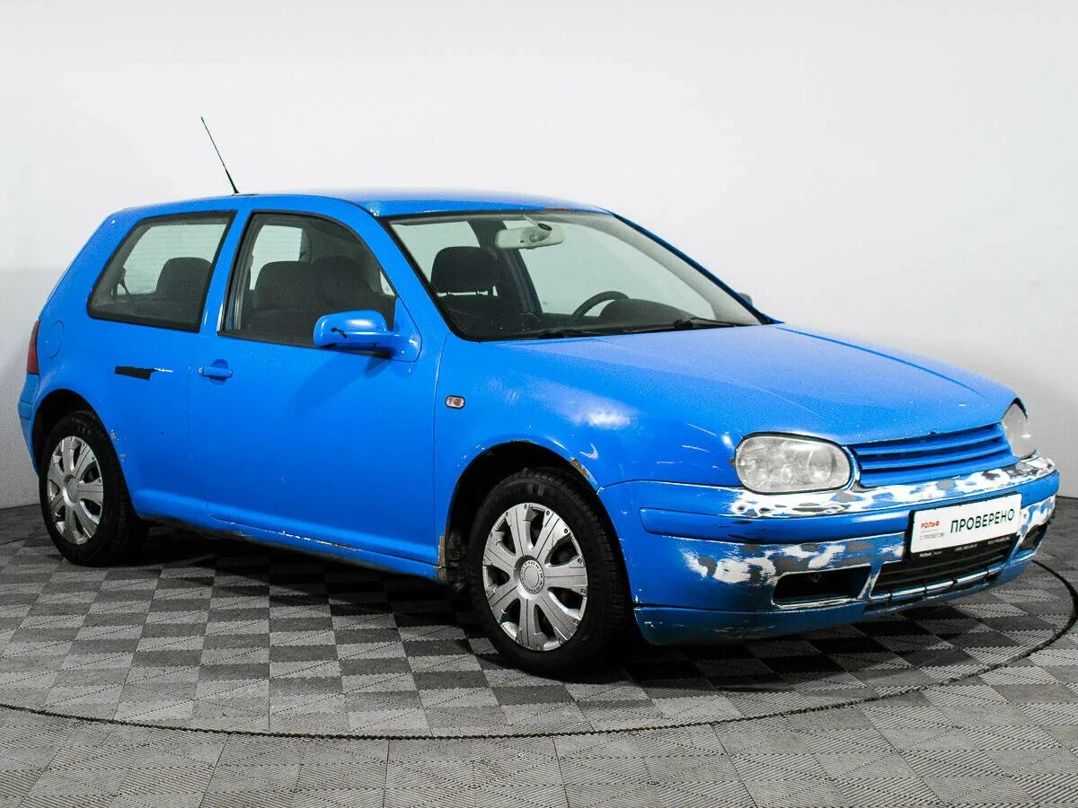 Куплю фольксваген гольф б у. Volkswagen Golf 4 Blue. Фольксваген гольф 4 синий. Volkswagen Golf 4 синий. Фольксваген гольф 3 синий.