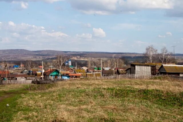 Сельсовет ишимбайский район. Верхотор Ишимбайский район. Янурусово Ишимбайский район. Село Верхотор Ишимбайский район пруд. Церковь в Верхоторе Ишимбайский район.