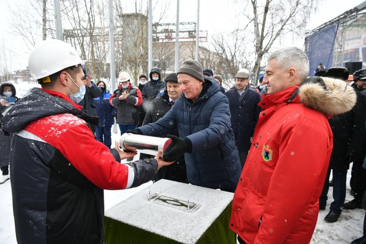 Новости срочные свежее видео. Онежский судостроительно-судоремонтный завод Петрозаводск. Цифровая верфь Онежский судостроительный завод. Цифровая судоверфь Петрозаводск. Судостроение в Карелии.