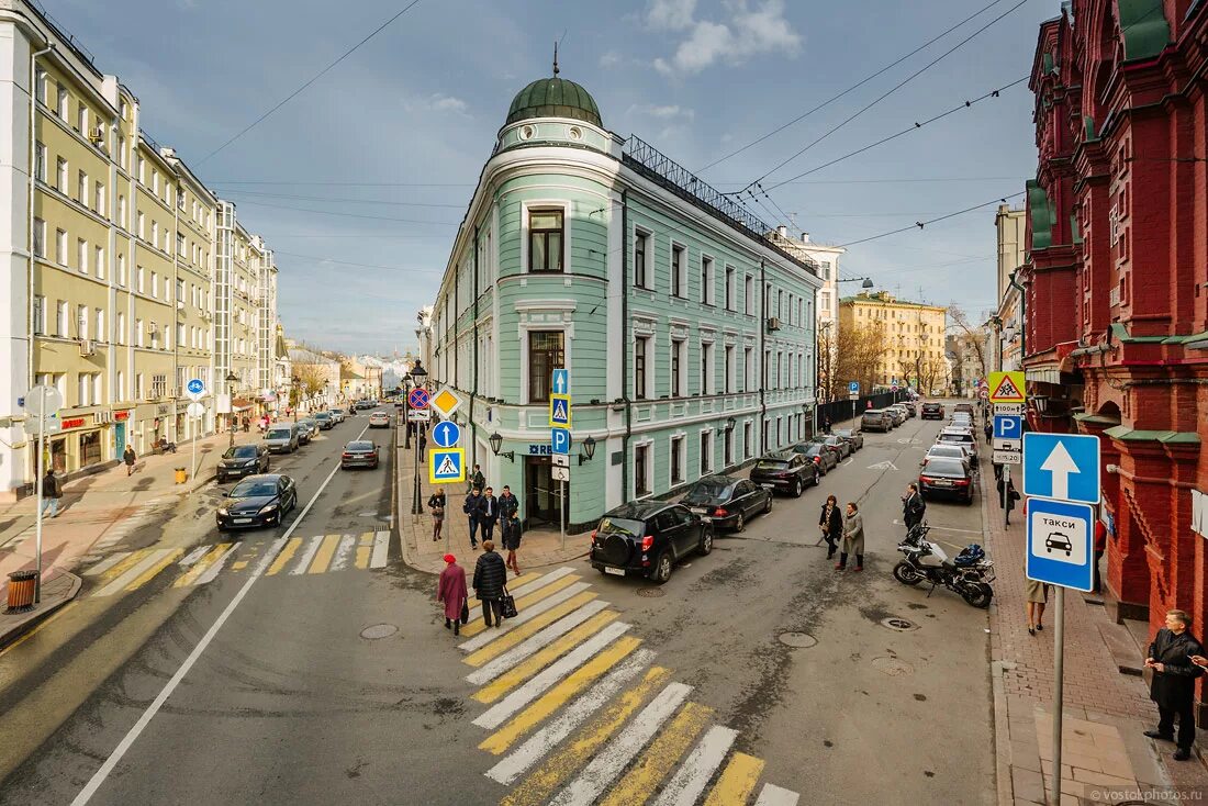 Все улицы россии. Центр Москвы улицы. Переулки и улицы центра Москвы. Московская улица в Москве. Ул примосковская Москва.