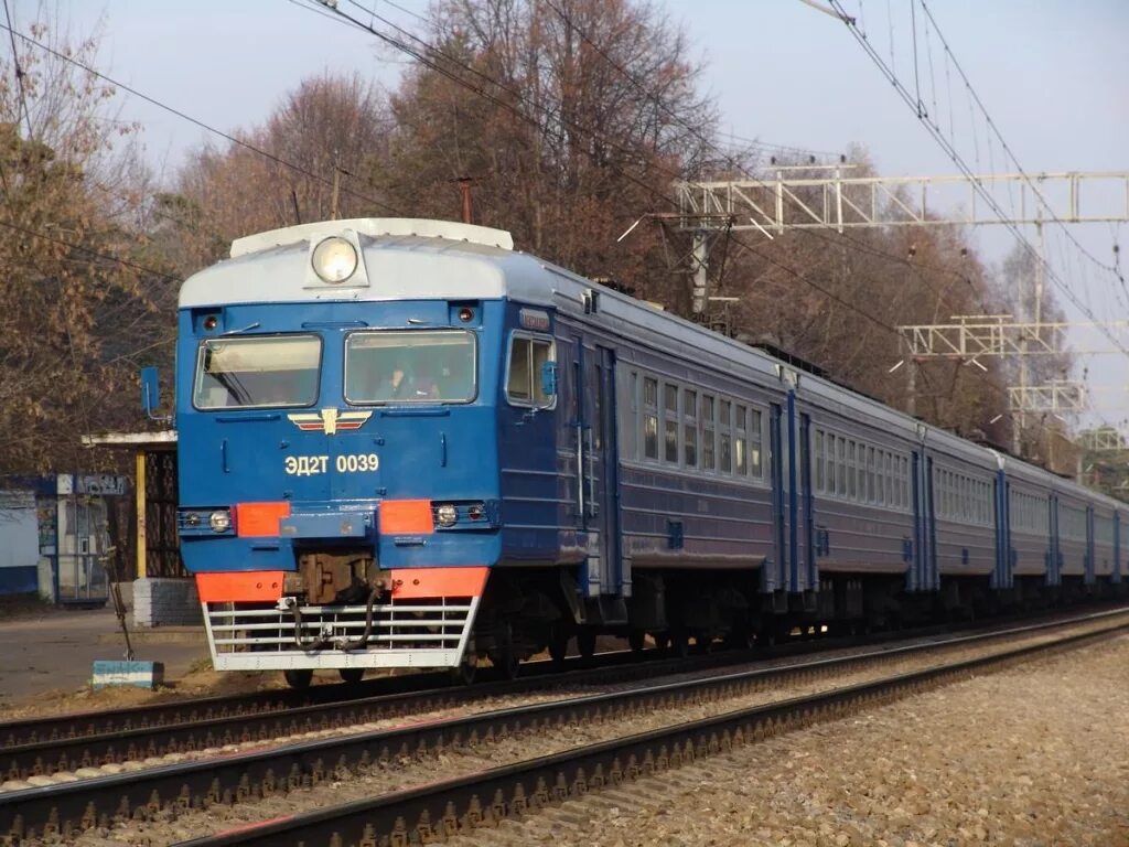 39 t 3. Эд2т 02. Эд2т электропоезд. Эд2т 0039. Эд2т 0028 Подлипки.