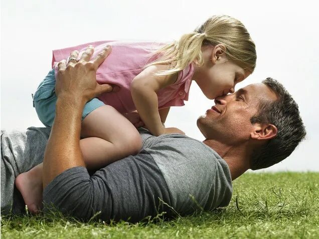 Папа с дочкой реал. User4687193498612 my friend s daddy. My dad. Ноги девочек 10 лет в школе. User4687193498612 my friend s daddy.