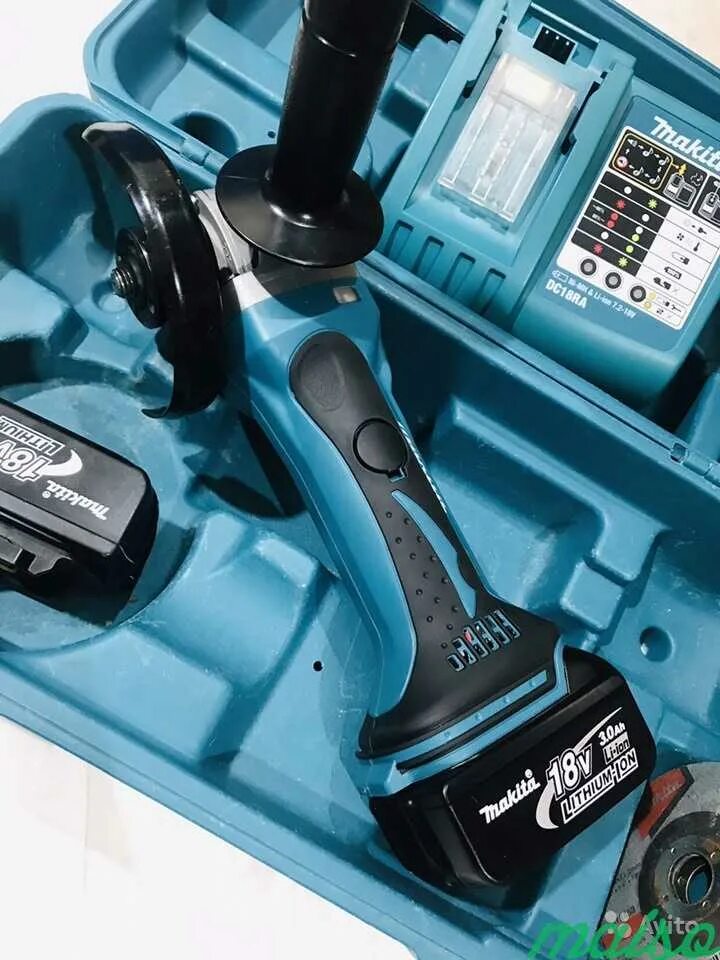 Аккумуляторная УШМ Makita. УШМ Makita bga452rfe аккумуляторная. Аккумуляторная шлифмашина Makita 10.8v. Аккумуляторная маленькая болгарка Макита.