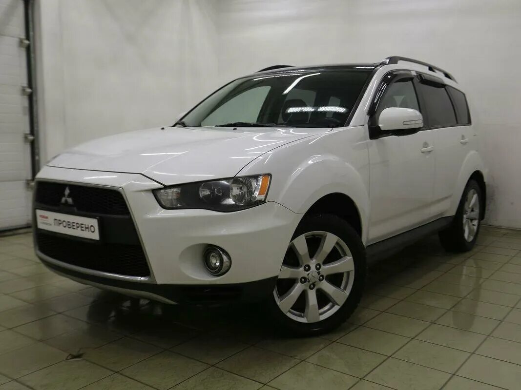 Митсубиси аутлендер xl рест. Митсубиси аутлендер ix l. Mitsubishi outlander xl. Митсубиси аутлендер xl рестайлинг. Mitsubishi outlander xl 2010 рестайлинг.