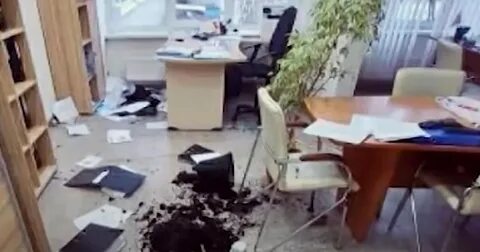 Уволили директора генетики