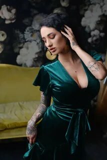 Классные фотографии Arabelle Raphael.