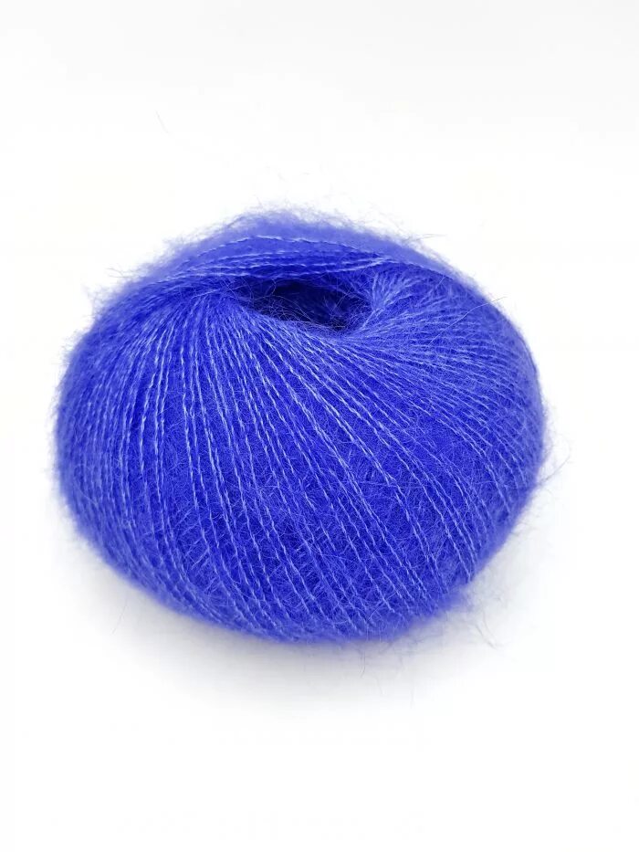 ангорская мохеровая пряжа. моток мохера. мохер российского производства. ангорская шерсть пряжа. моток мохера.