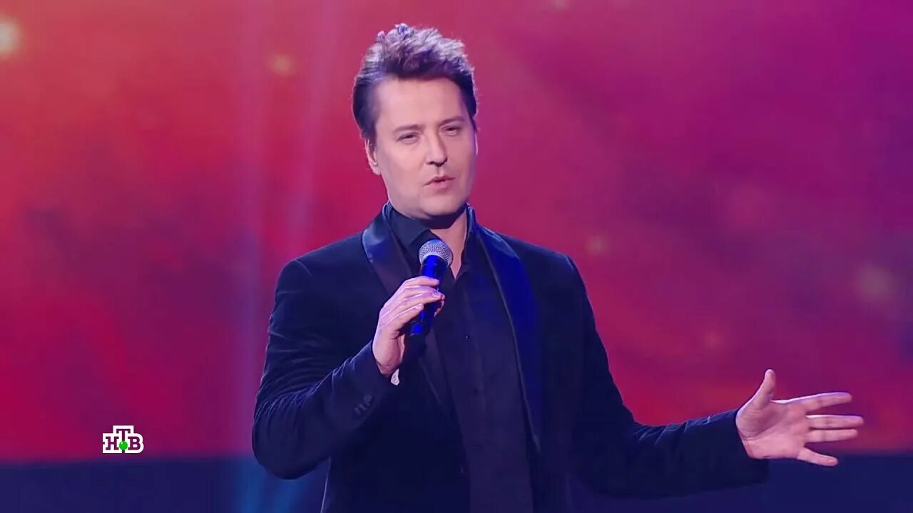 Vitas secret. Витас 2023. Витас 2020. Витас обложки альбомов. Роман волознев белорусский певец.