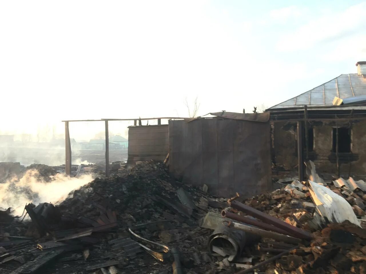 Пожар в бобровском районе. Погода в мечетке бобровского. Погода в мечетке бобровского. Погода в мечетке бобровского. Мечётка (воронежская область).