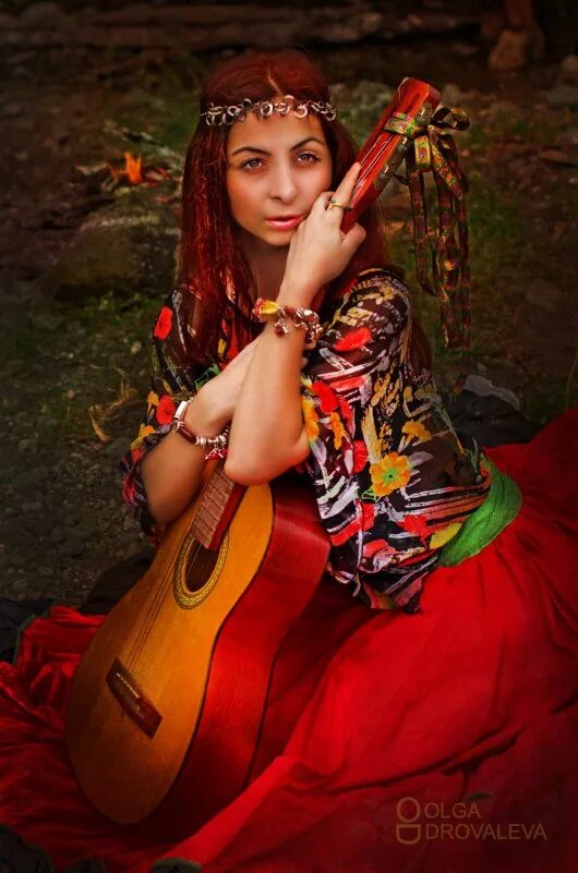 эсмеральда харинова. поет цыганская девушка. цыгане осень. красивые цыганки. красивые цыганки.