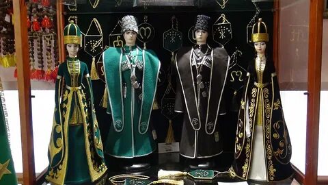 Адыгейский национальный костюм женский
