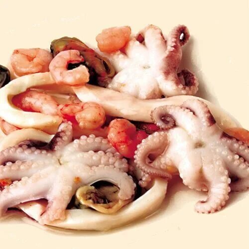 Ocean basket larnaca. Спагетти нери с морепродуктами. Блюдо с осьминогами и мидиями. Морепродукты мидии кальмары осьминоги. Мидии рапаны.