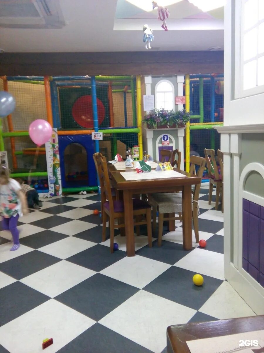 Papa Carlo на Свободы, пиццерия с детской комнатой, доставка пиццы на дом, Челяб