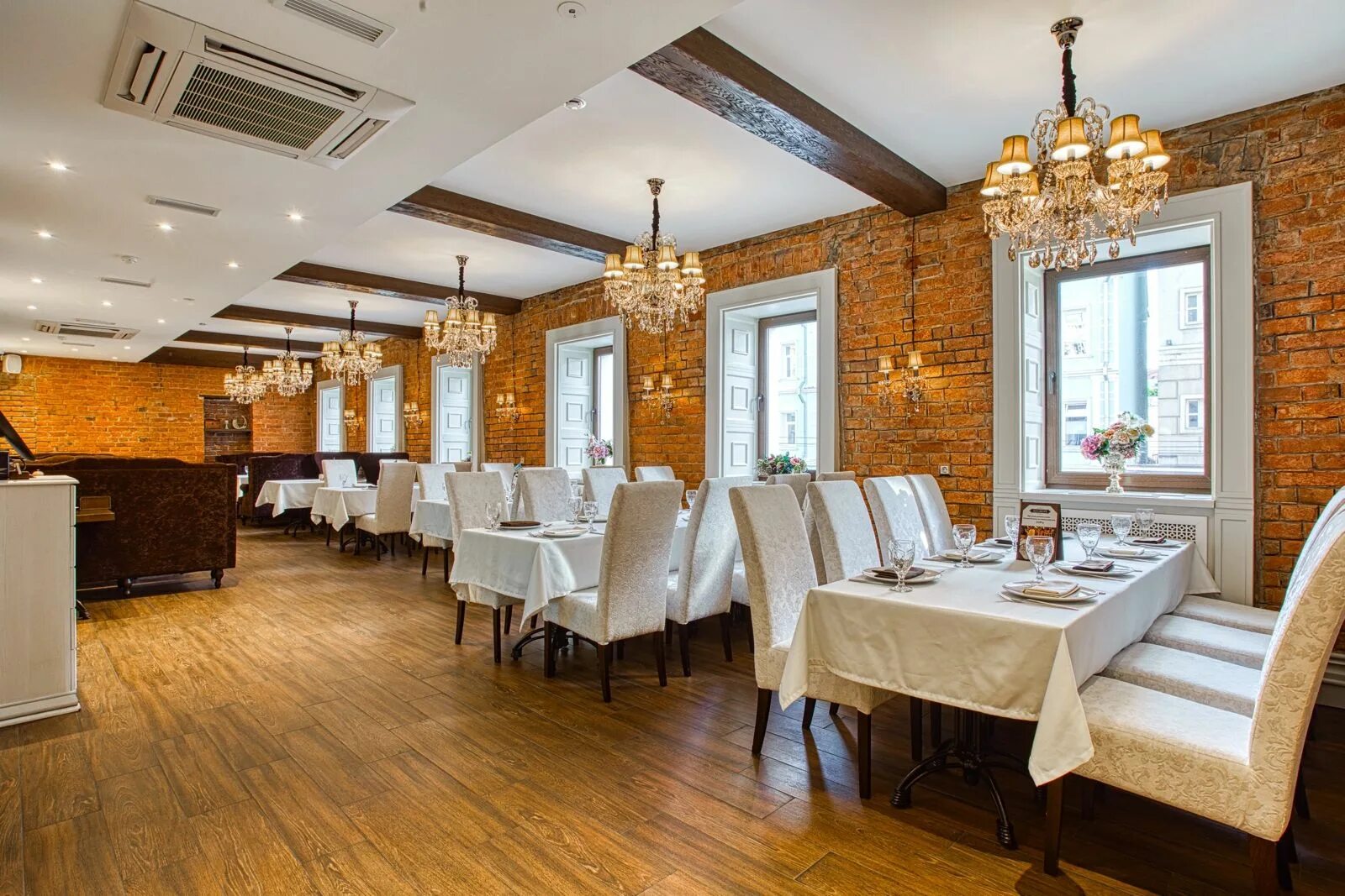 зал ресторана. лучшие банкетные рестораны. банкетный зал сафиса москва. лучшие банкетные рестораны. лучшие банкетные рестораны.