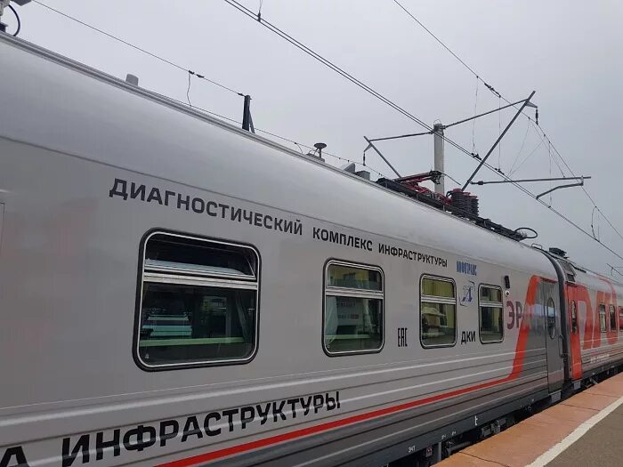 Фирменный поезд москва ярославль 102я. Вагон музей. Вагоны ярославль. Экспресс чайка ярославль рыбинск. Вагоны ярославль.
