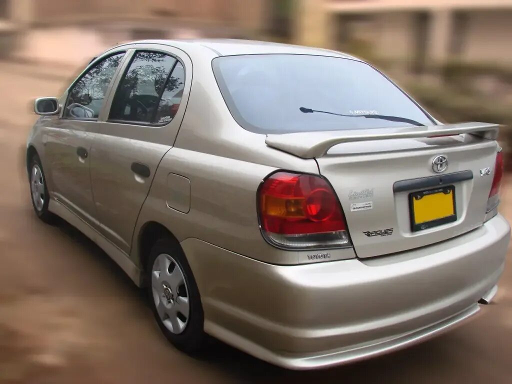 Тойота платц кузов. Toyota platz. тойота платц 2000. toyota platz 2001 tuning.