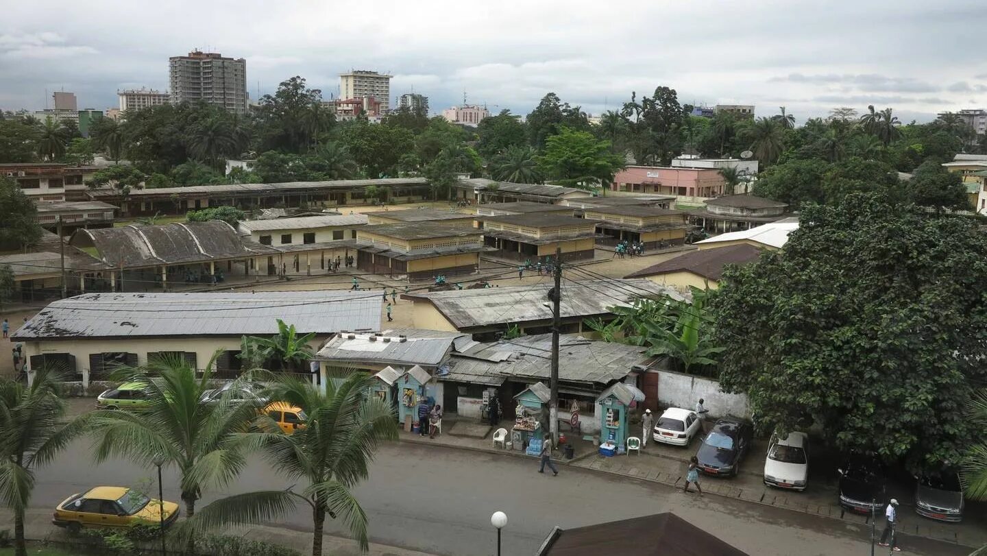 Город дуала. Город дуала камерун. камерун столица яунде. дуала камерун достопримечательности. дуала африка.