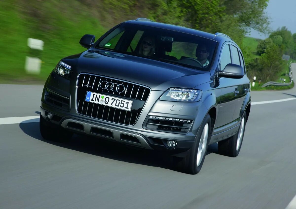 Ауди q7. Audi q7 4l. Audi q7 [4l] 2005-2015. Ауди q7 2010. Audi q7 Price.