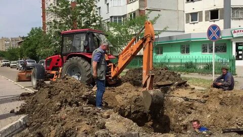 Яма трактором