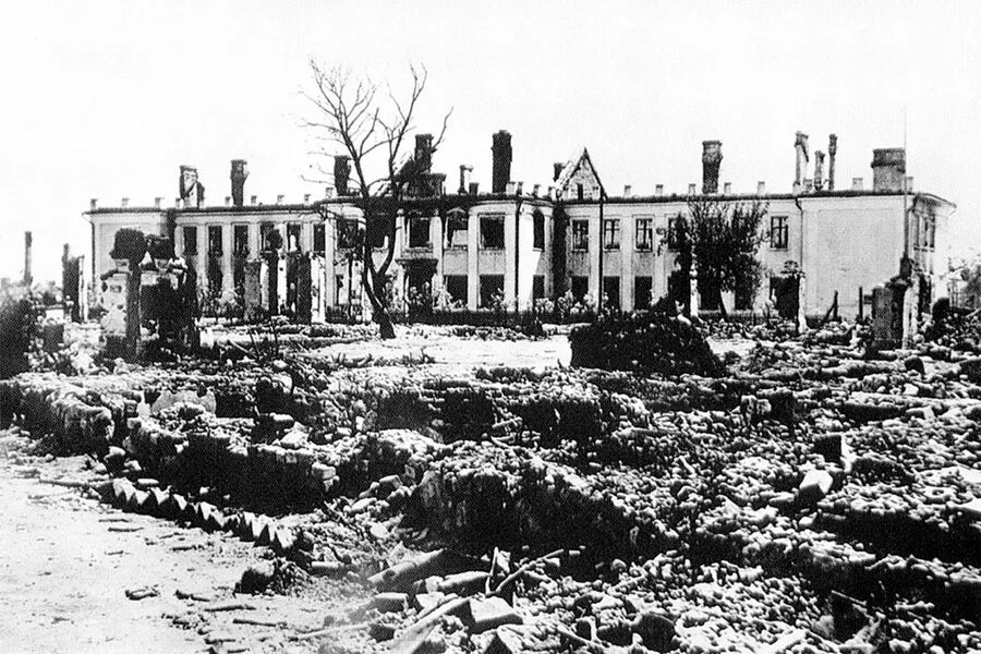 3 июля 1944 г освобождение минска. Белоруссия 1944 багратион. Белоруссия после освобождения. Минск 1944. Освобождение минска 1944.