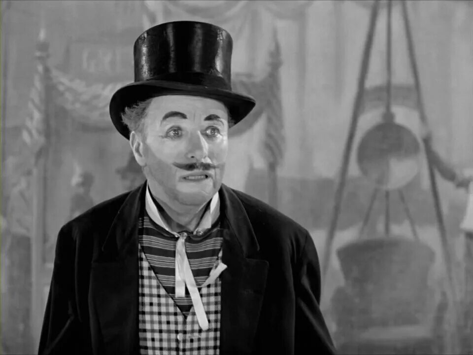 огни рампы фильм 1952 постер. огни рампы фильм чарли чаплина. чарльз чаплин огни рампы. клэр блум огни рампы. чаплин ч.