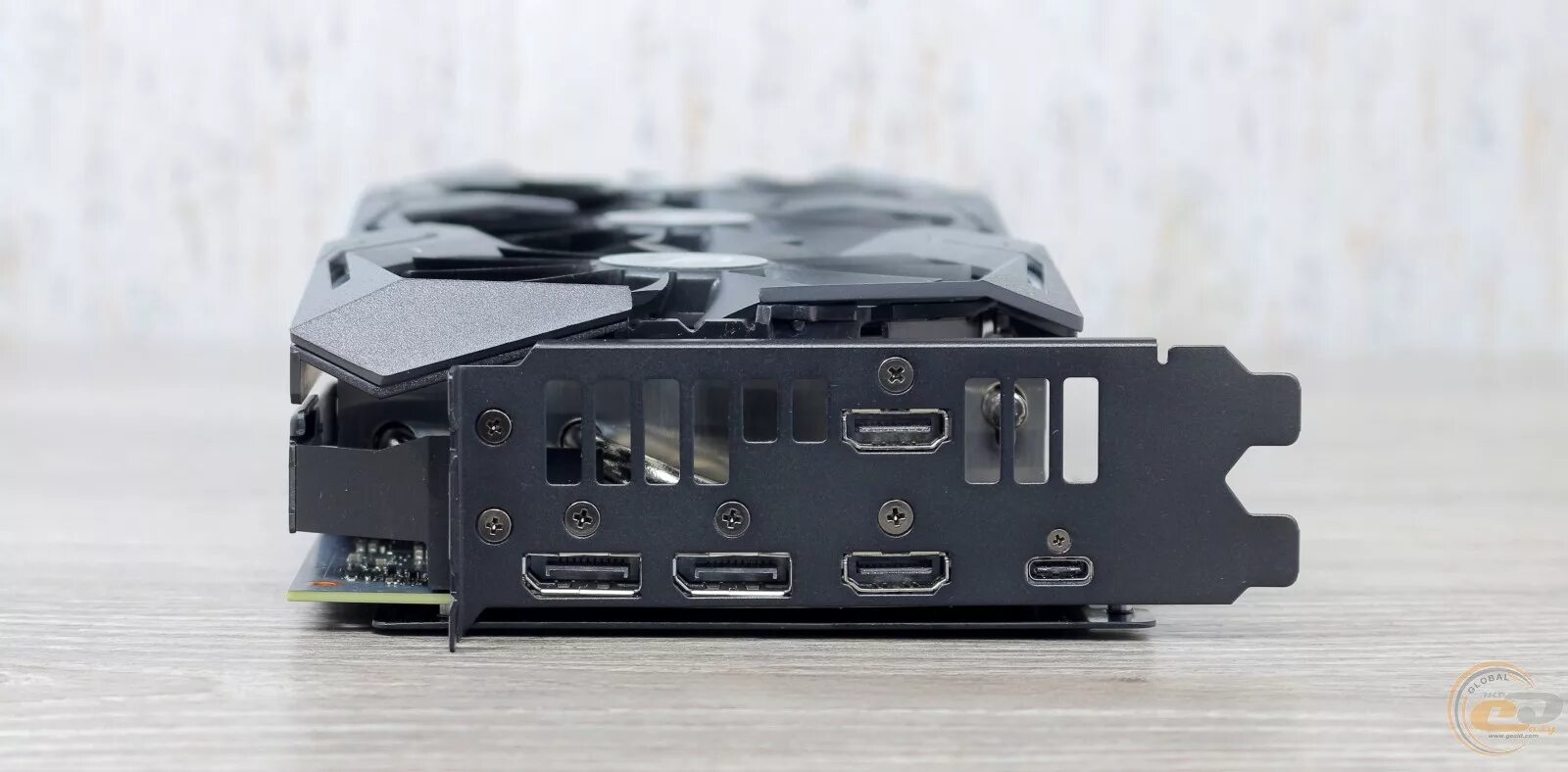 видеокарта geforce rtx 4060 ti. Rtx 2080 ti разъемы. Rtx 2060 порты. Rtx 2080 ti fe. Rtx 4060 разъемы.