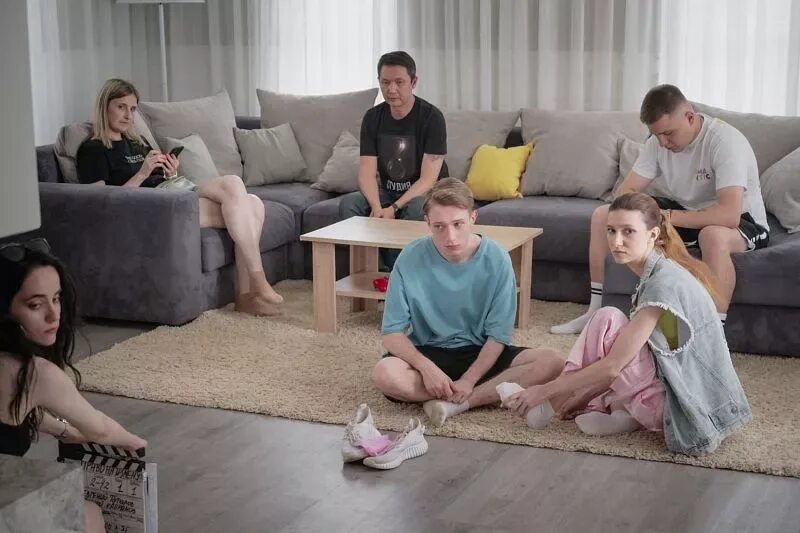 Франсуа арно право на измену. Право на измену фильм 2017. Право на измену 2023. Право на измену 2023. Право на измену 2017 permission.