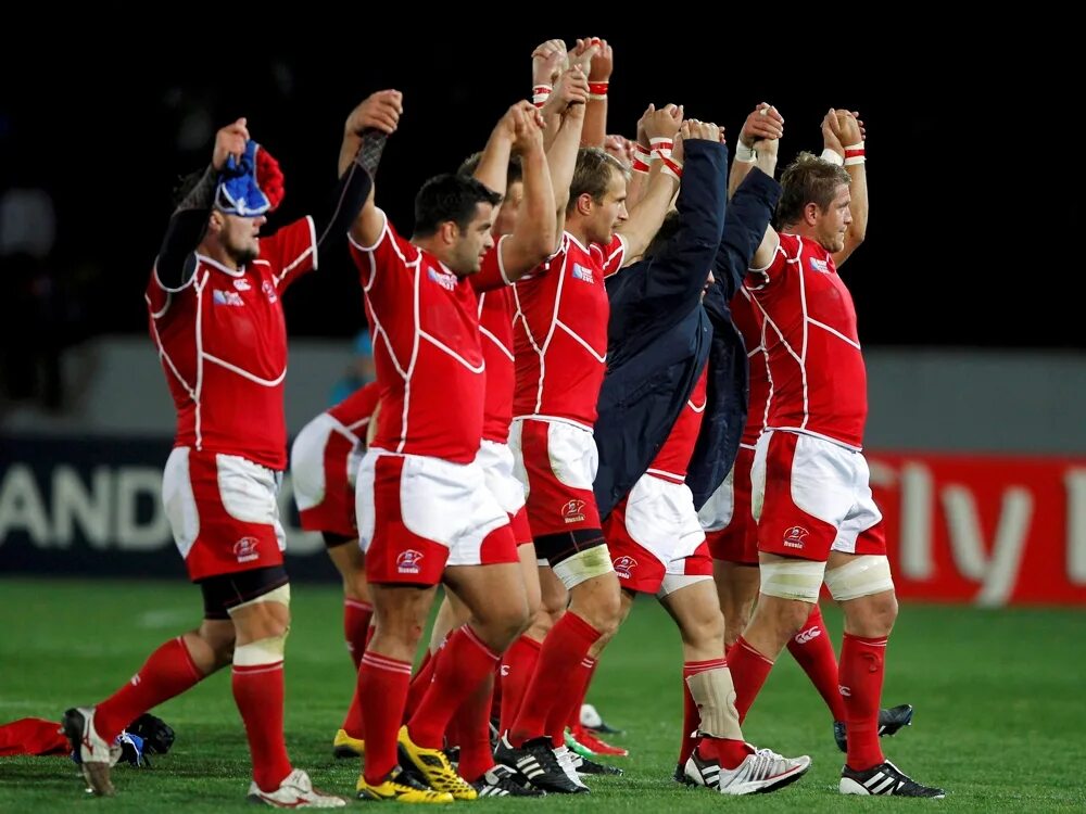 Россия красные 20. RWC 2011 Russia. Сборная РФ по битва наций. Красно белые команда не русская. Россия и Италия..