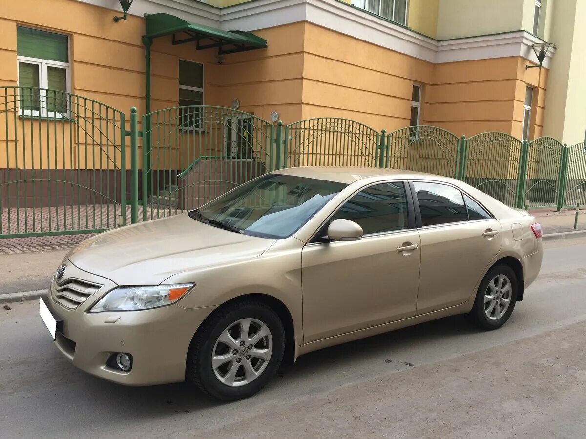 Тойота камри красноярский край. Toyota camry 40 бежевая. тойота камри 40 бежевая. camry 40 рестайлинг бежевый 3.5. camry 40 беж 3.5.